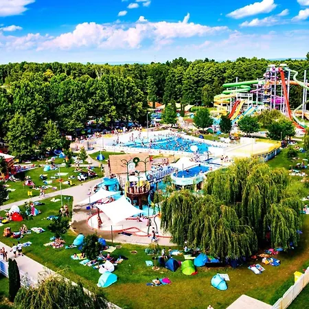 Grosse Fuer 6 Personen By Interhome Apartament