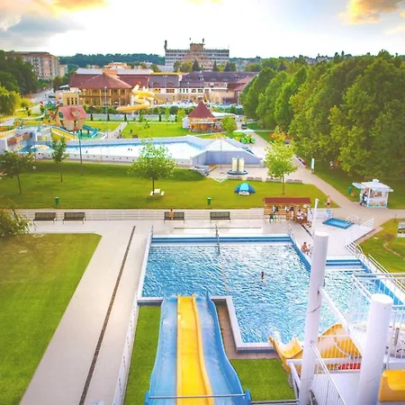 Grosse Fuer 6 Personen By Interhome Zalakaros