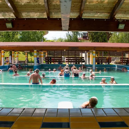 Grosse Fuer 6 Personen By Interhome * Zalakaros