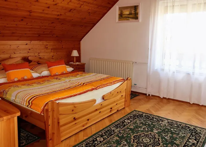 Grosse Fuer 6 Personen By Interhome